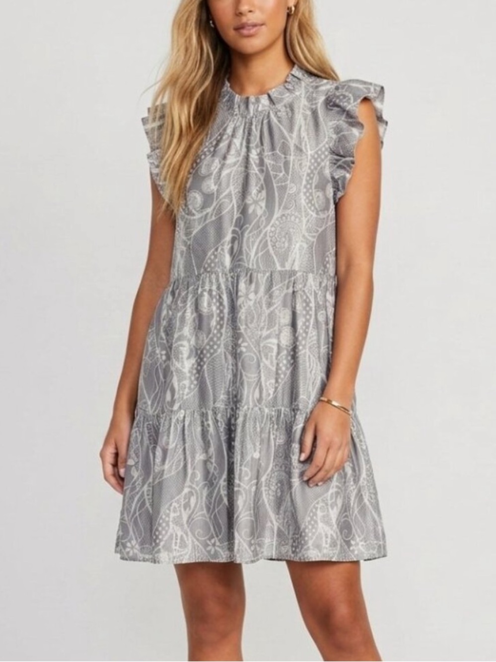 Marie Oliver Women's Gray Metallic Ruffle Printed Mini Dress Medium 8294